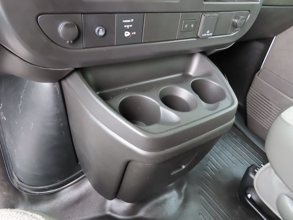 New 2026 Chevrolet Express 3500 Extended w/ Driver Convenience Package RWD image 6