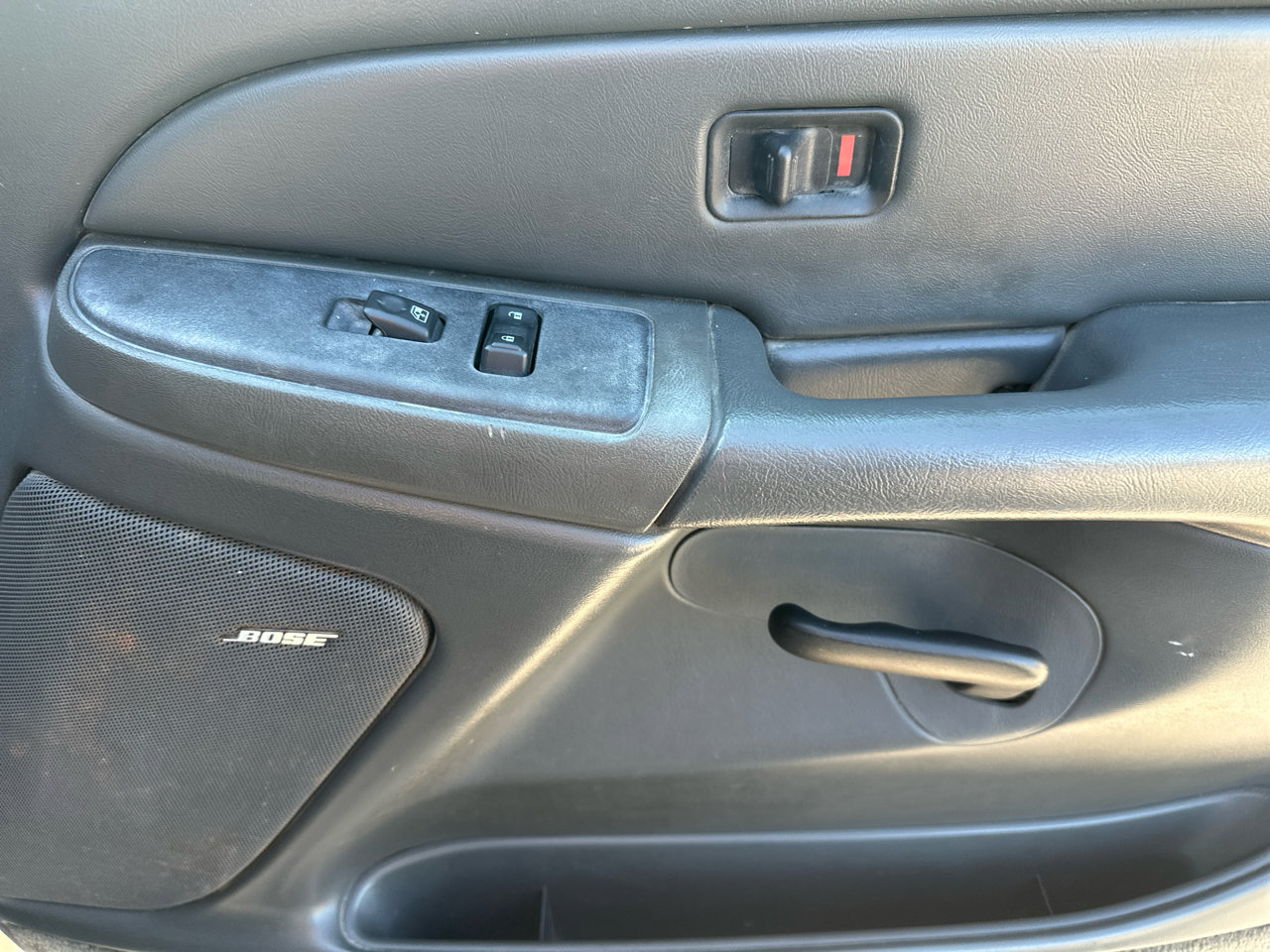 Used 2004 GMC Sierra 3500 SLE w/ Heavy-Duty Power Package image 17