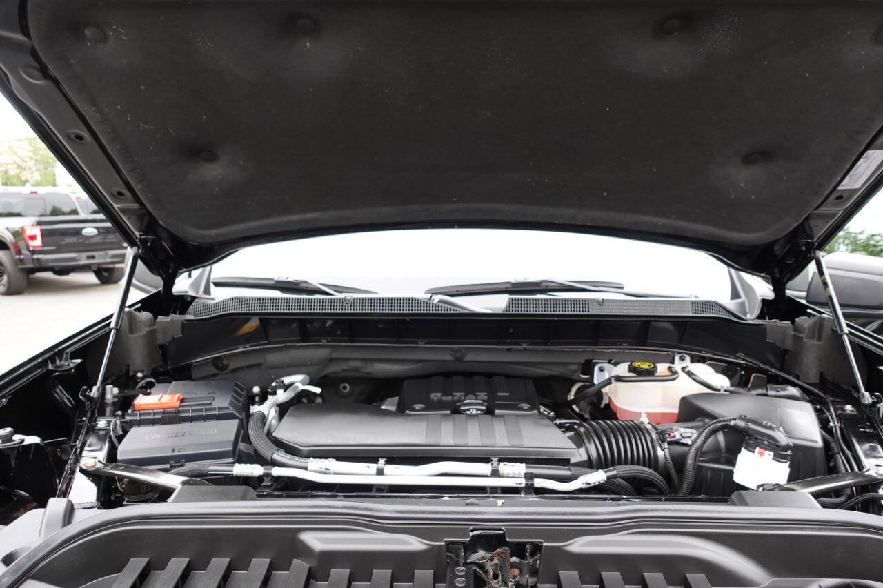 Used 2023 Chevrolet Silverado 1500 Custom w/ LPO, Dark Essentials Package AWD/4WD image 52