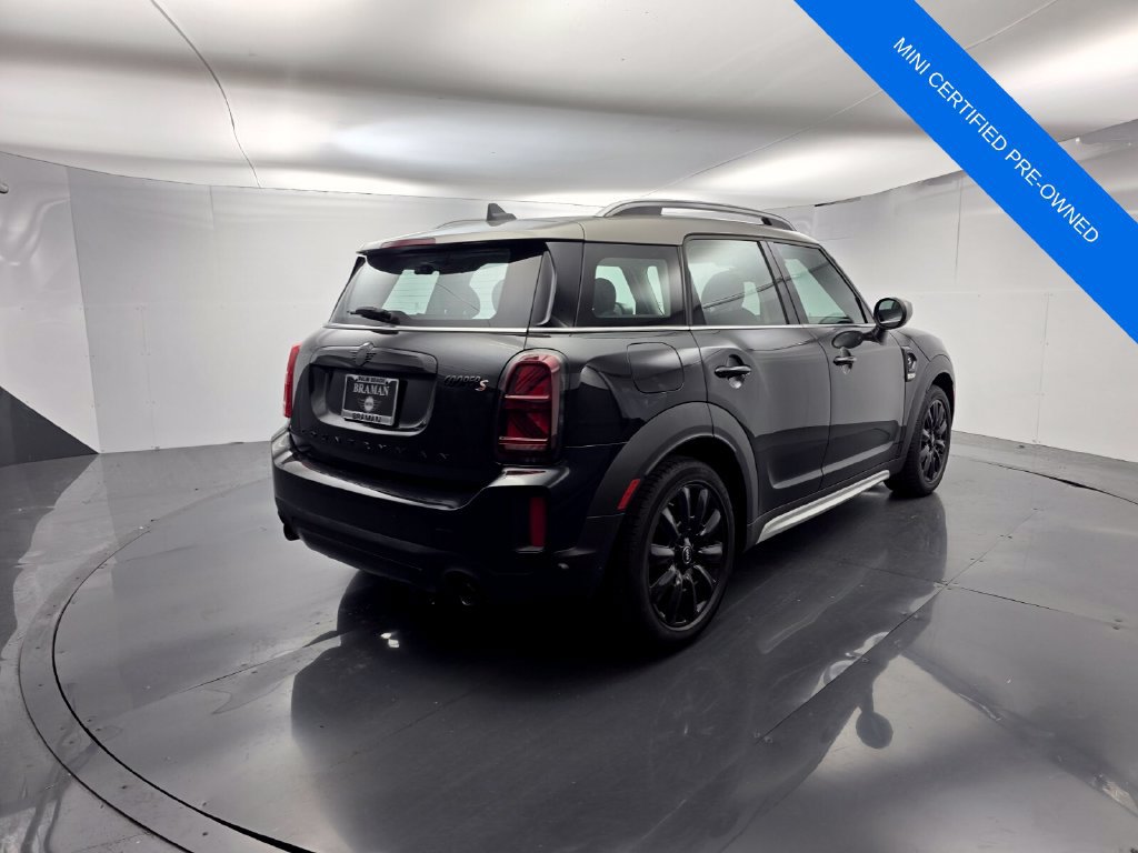 Used 2024 MINI Cooper Countryman S w/ Premium Package FWD image 4