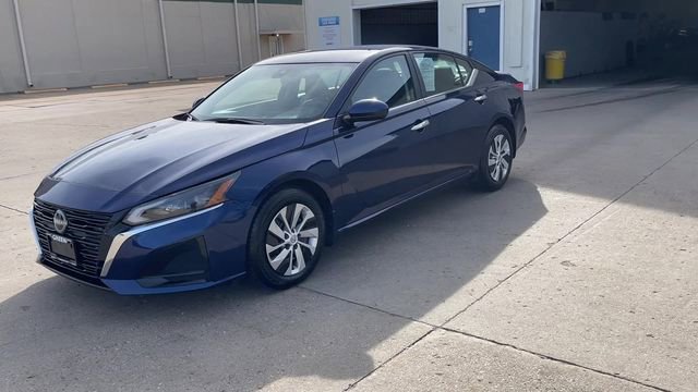 Used 2023 Nissan Altima 2.5 S image 4