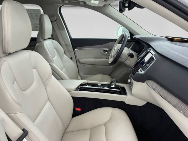 Used 2023 Volvo XC90 B6 Plus w/ Protection Package Premier AWD/4WD image 14
