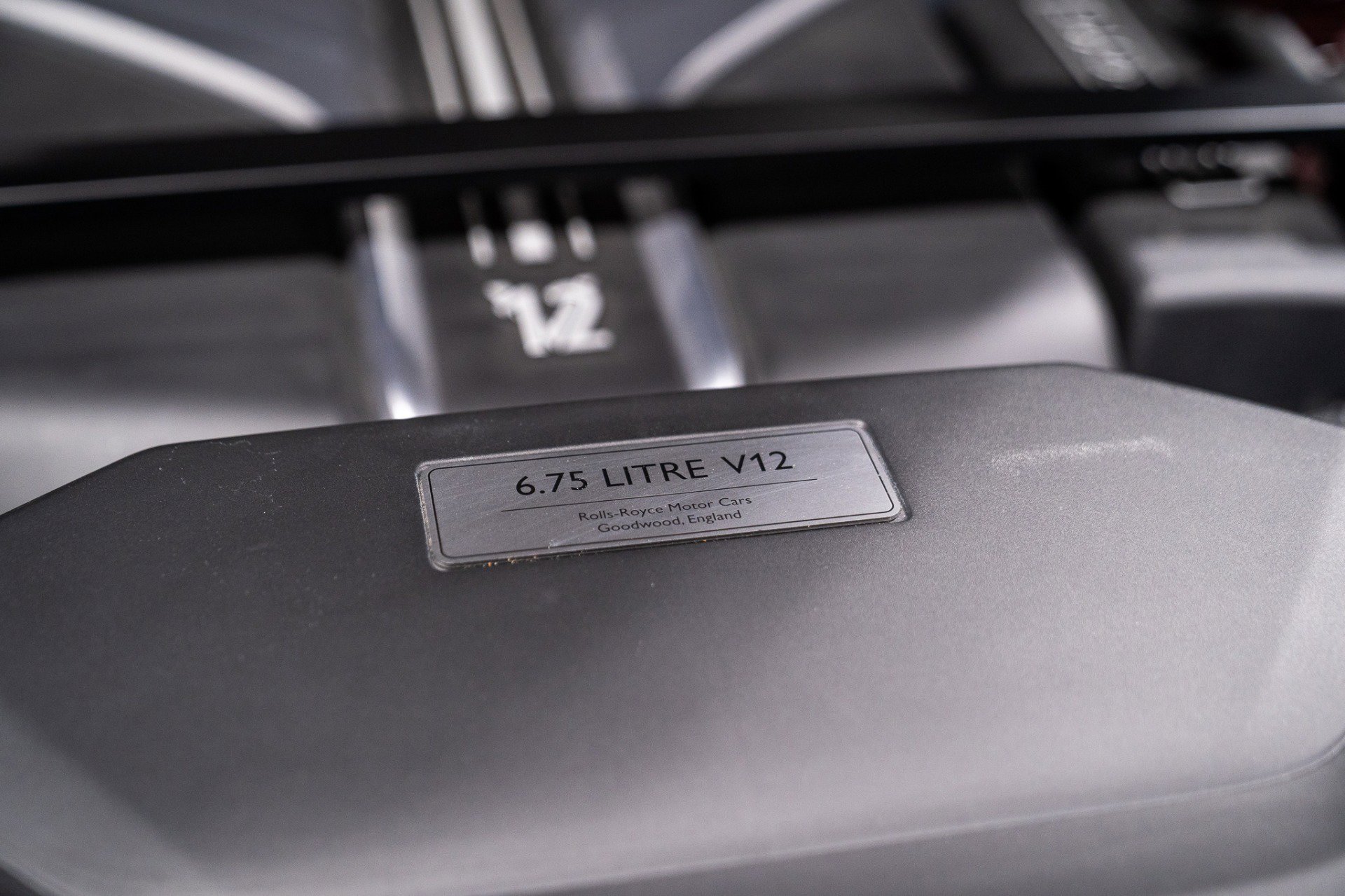 Used 2022 Rolls-Royce Cullinan Black Badge w/ Dark Exterior Package image 46