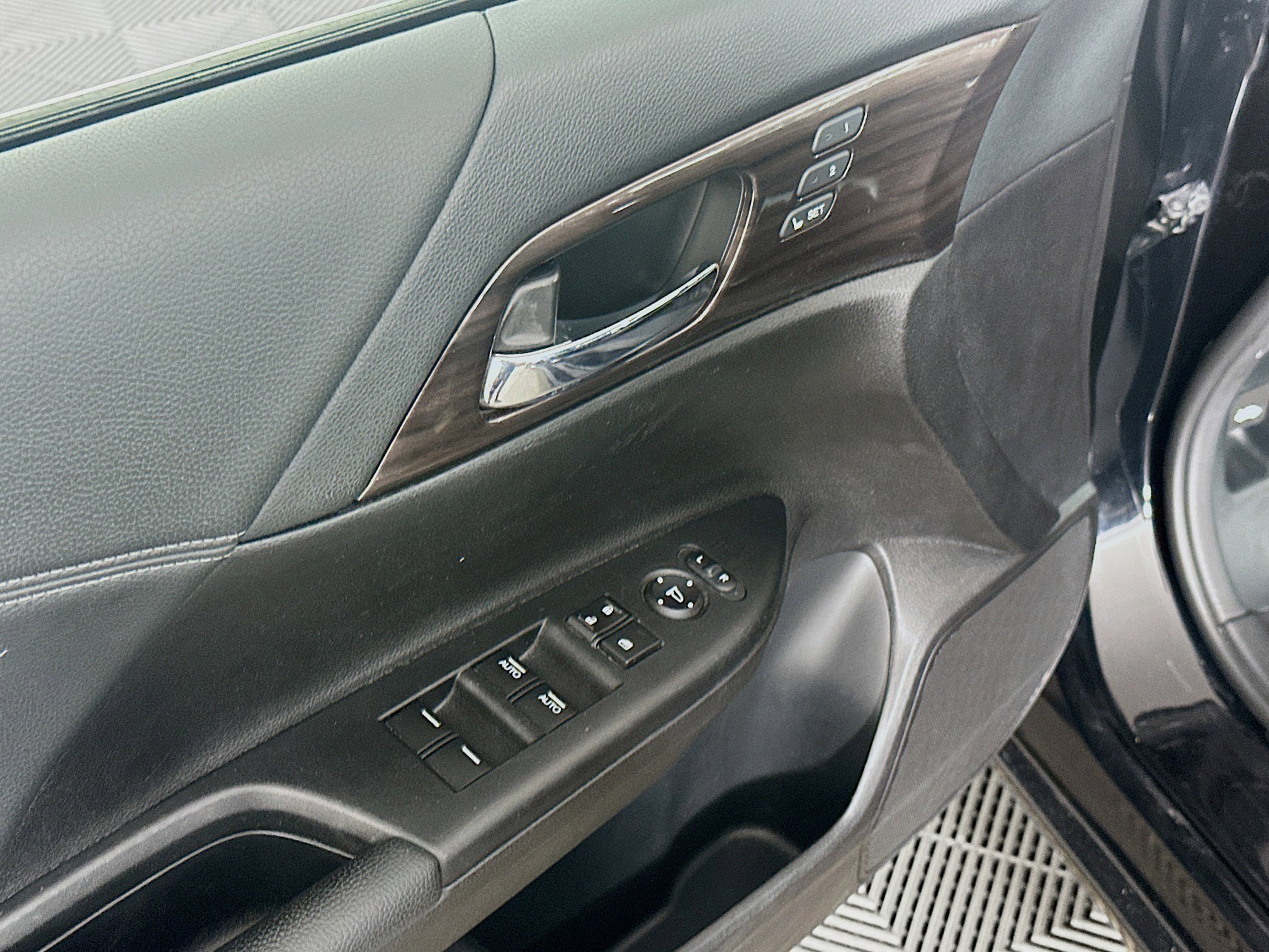 Used 2016 Honda Accord EX-L image 15