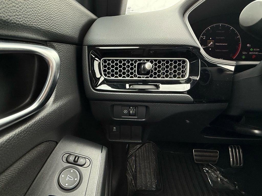 Used 2025 Honda Civic Sport image 23