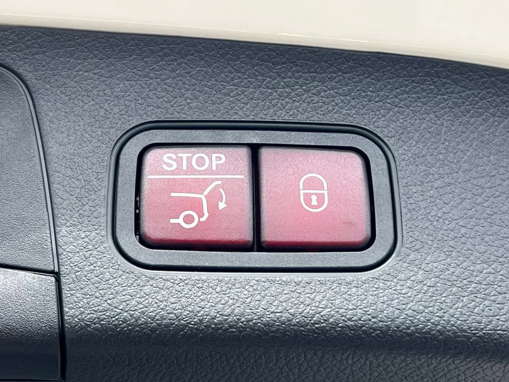 New 2026 Mercedes-Benz GLA 250 4MATIC image 38