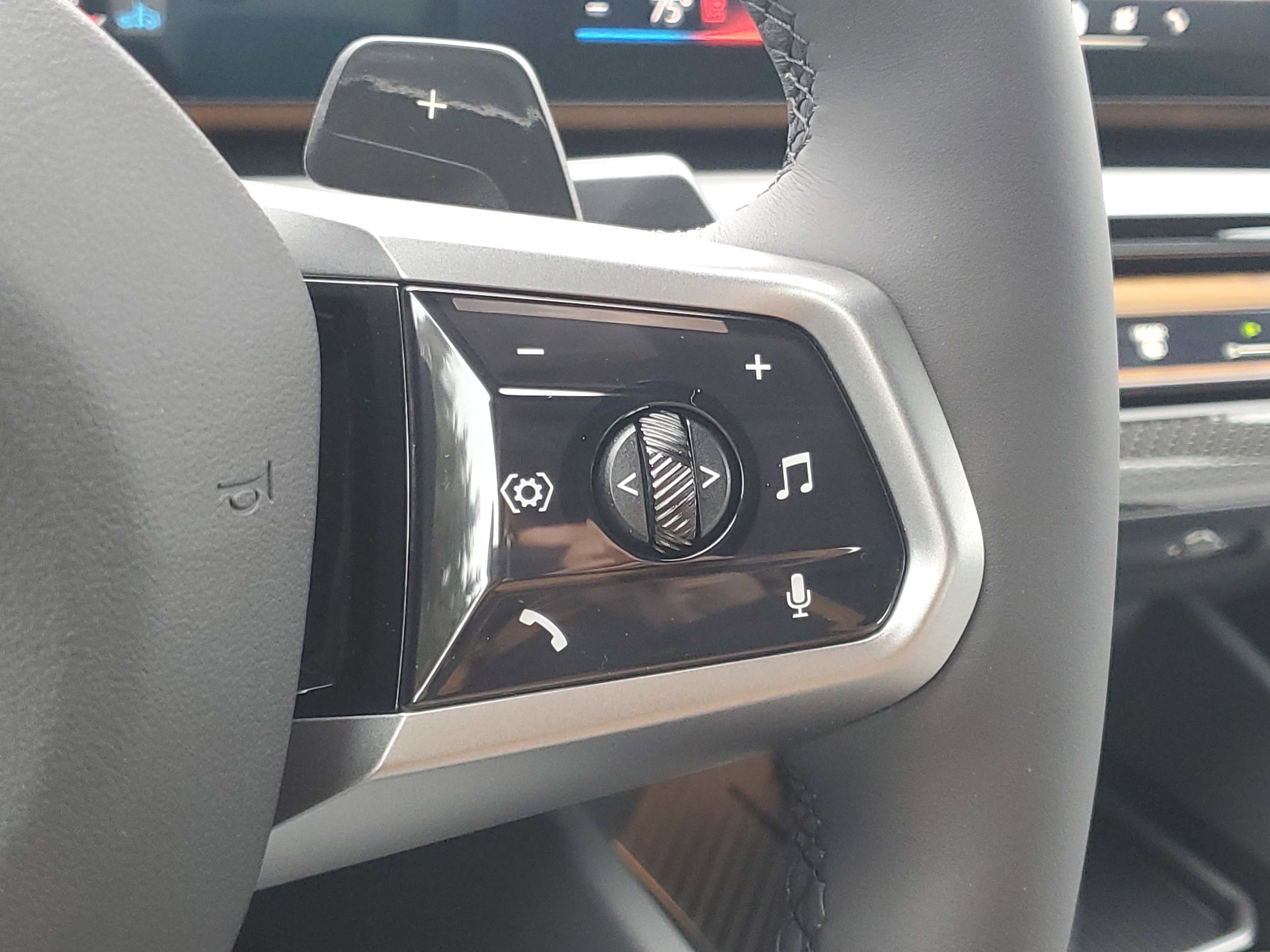 New 2026 BMW 540i xDrive w/ Executive Package image 12