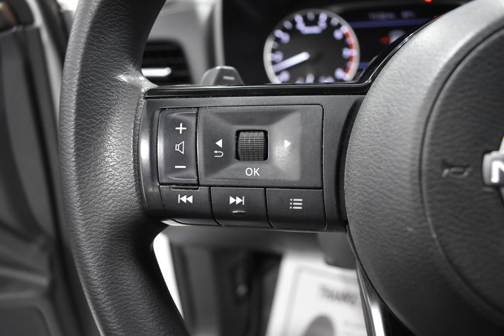 Used 2022 Nissan Rogue SV AWD/4WD image 25