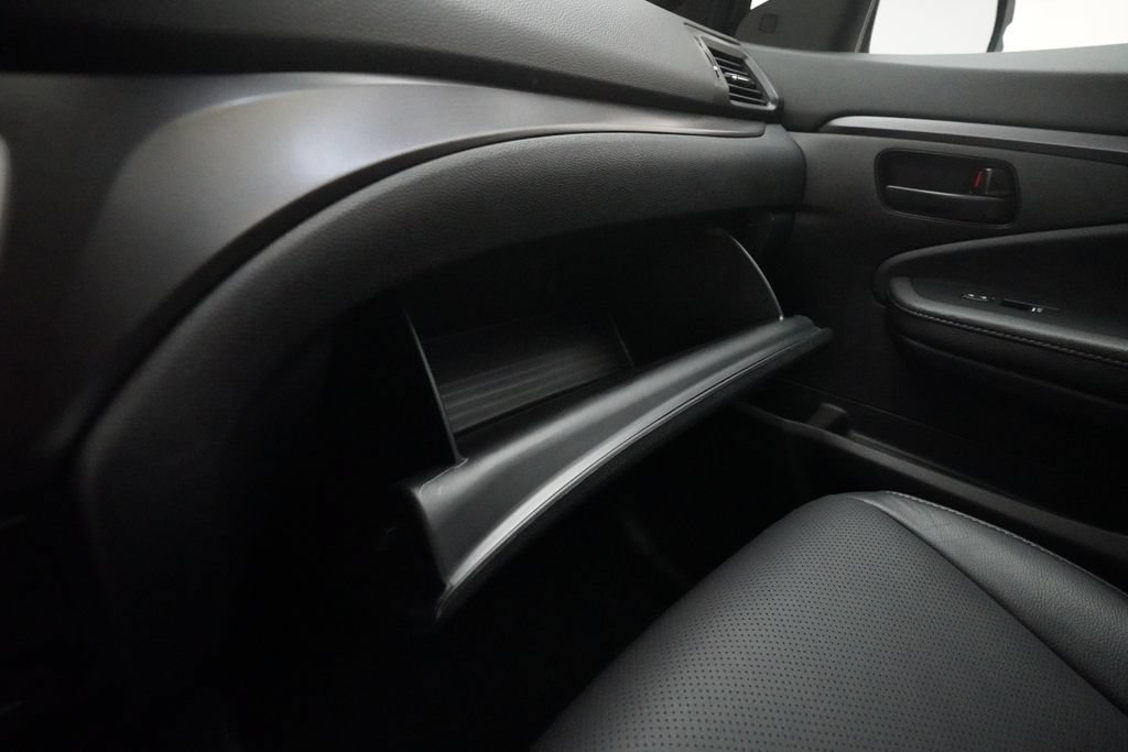 Certified 2025 Honda Passport EX-L image 30