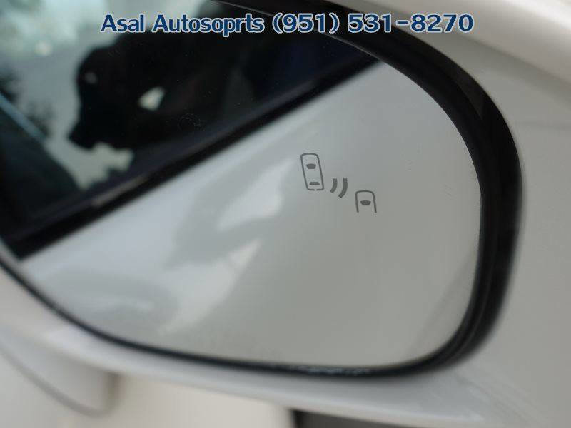 Used 2017 Toyota Mirai FWD image 24