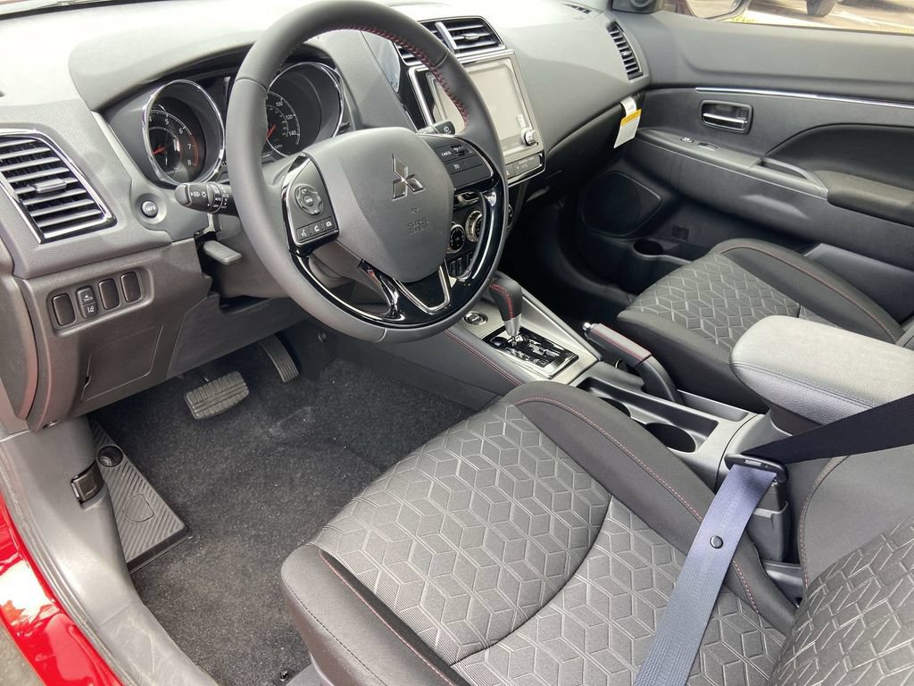 New 2026 Mitsubishi Outlander Sport LE AWD/4WD image 6