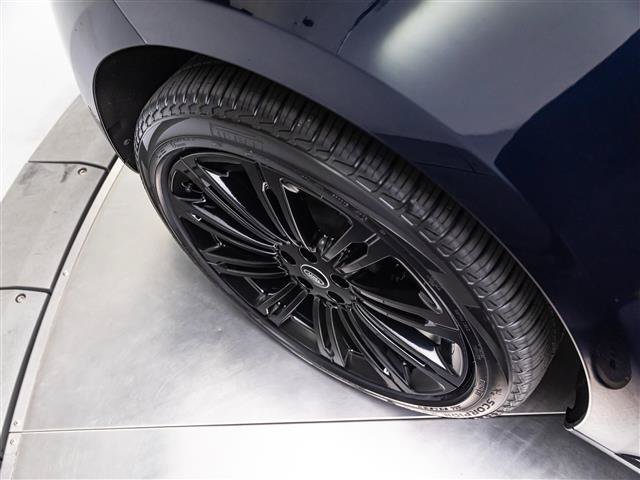 Used 2023 Land Rover Range Rover SE AWD/4WD image 14