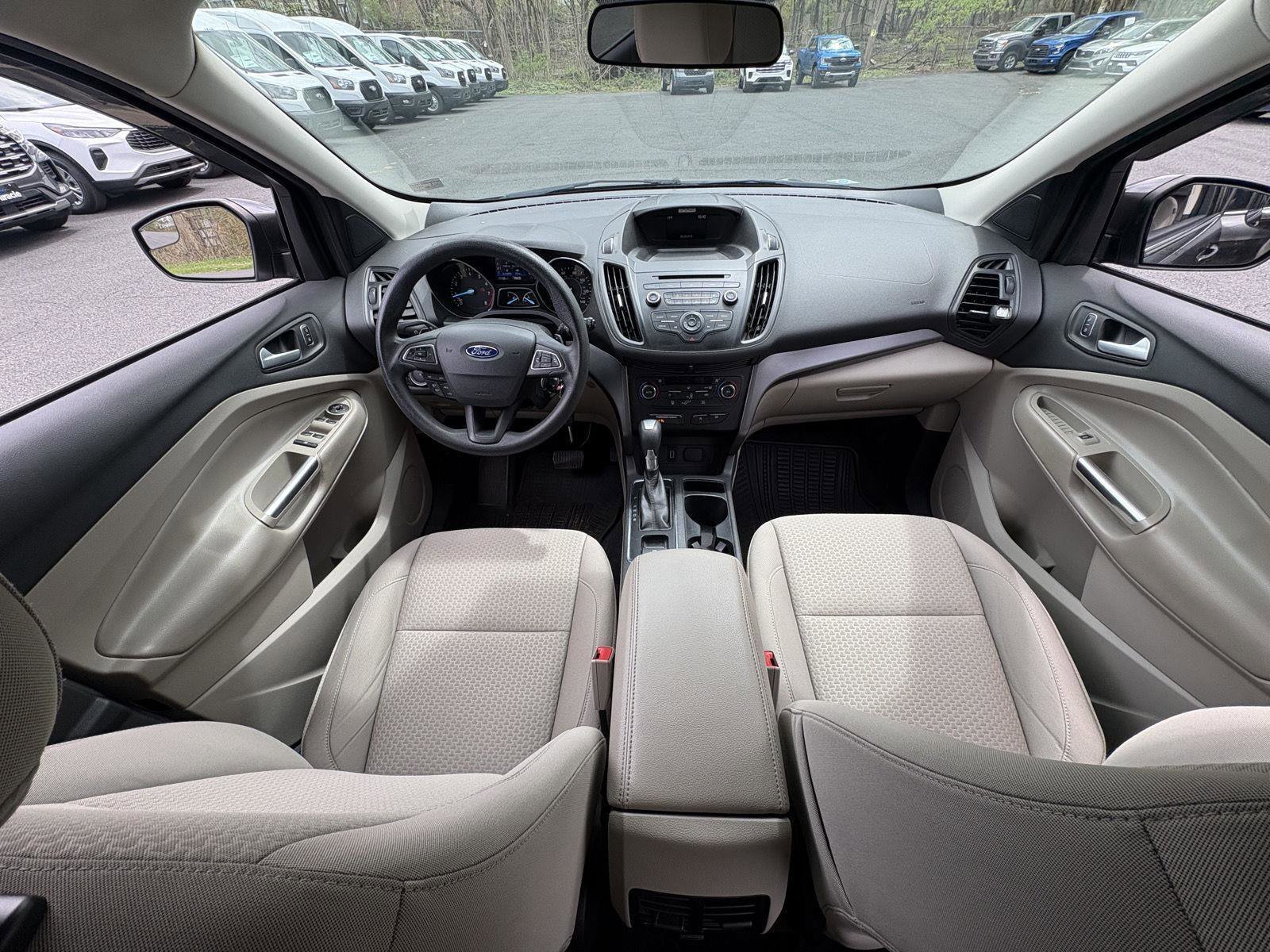 Used 2017 Ford Escape SE AWD/4WD image 15