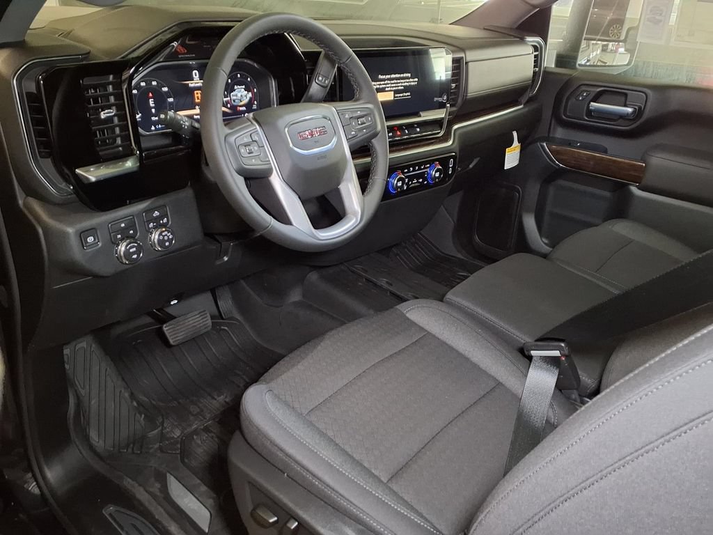 New 2026 GMC Sierra 2500 SLE w/ Max Trailering Package AWD/4WD image 14