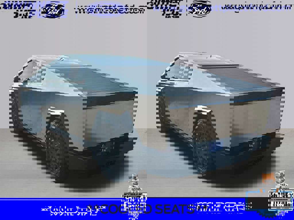 Used 2024 Tesla Cybertruck AWD Crew Cab image 7