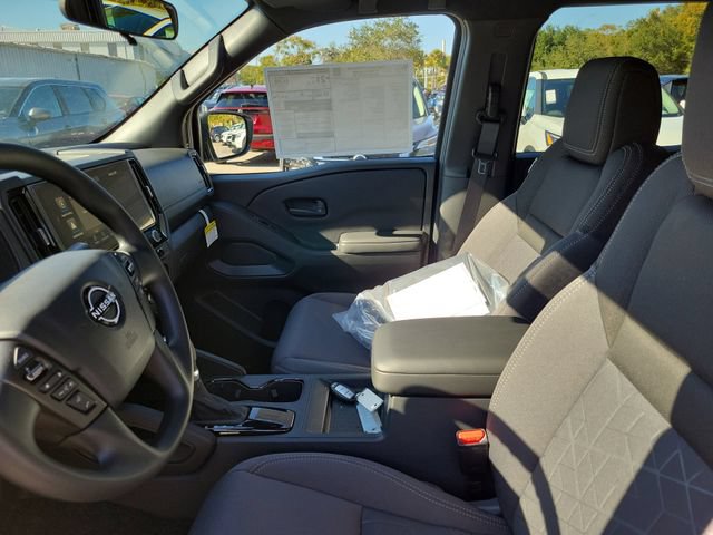 New 2026 Nissan Frontier SV w/ Tow Package RWD image 8
