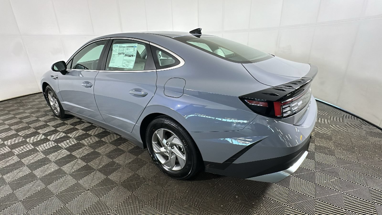 Certified 2026 Hyundai Sonata SE FWD image 6