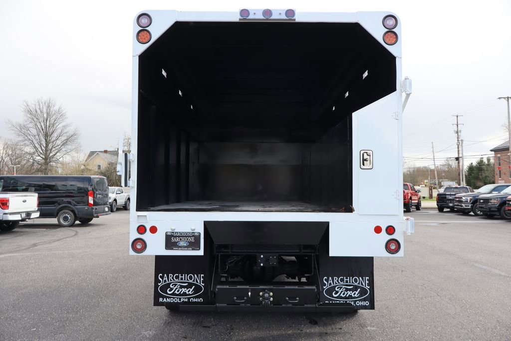 New 2027 Ford F750 2WD Regular Cab Super Duty image 18