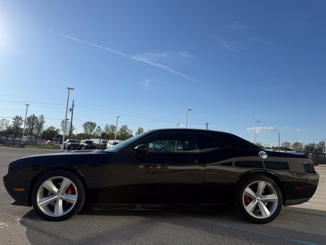 Used 2009 Dodge Challenger SRT8 RWD image 3