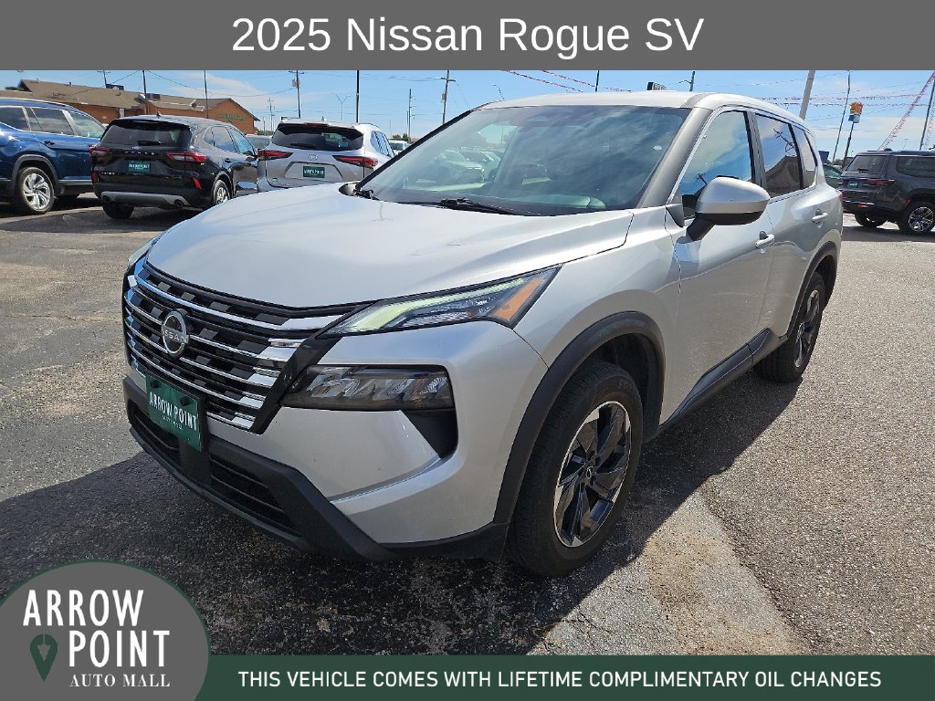Used 2025 Nissan Rogue SV FWD image 4