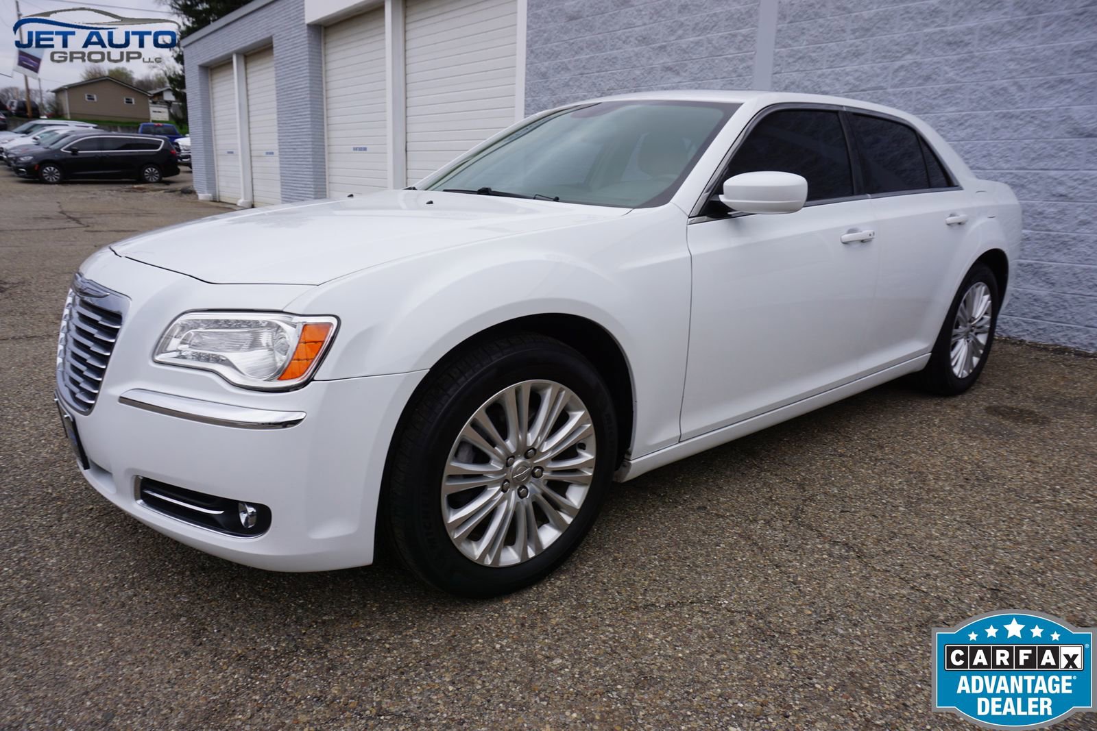 Used 2014 Chrysler 300 AWD w/ Driver Convenience Group image 3