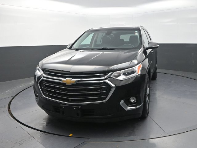 Used 2020 Chevrolet Traverse LT w/ LT Premium Package AWD/4WD image 2