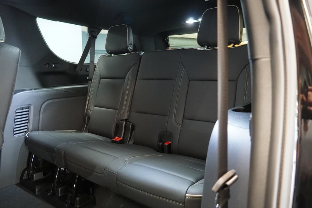 New 2026 Chevrolet Suburban Premier AWD/4WD image 31