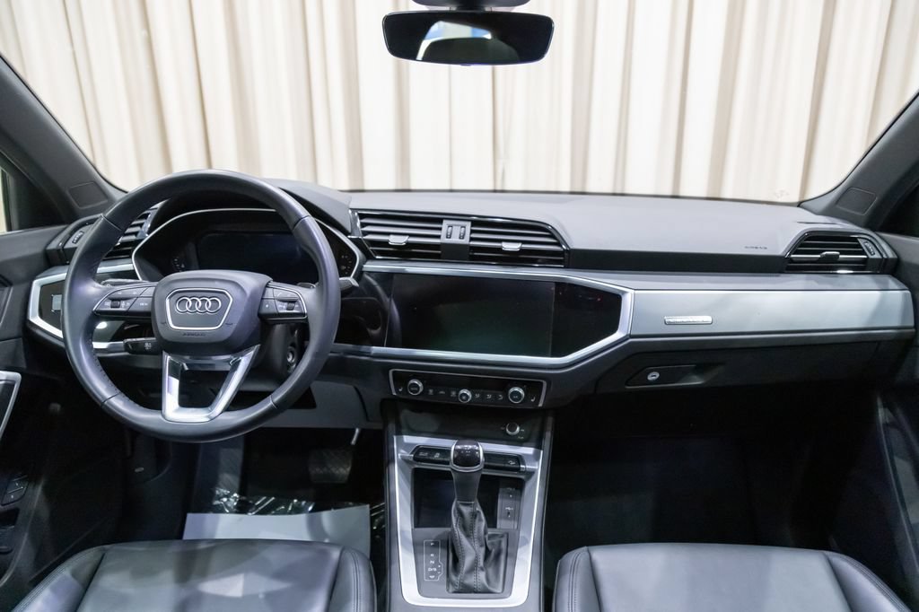 Used 2023 Audi Q3 2.0T Premium AWD/4WD image 14