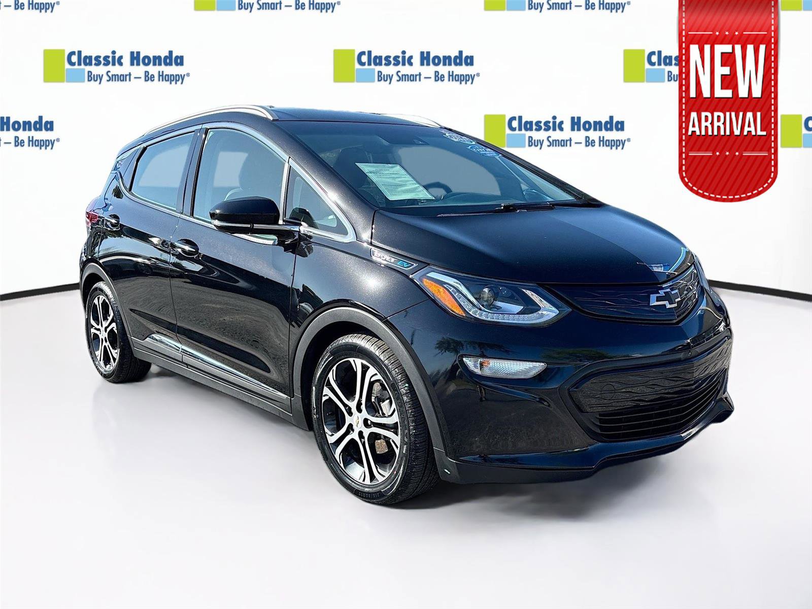 Used 2021 Chevrolet Bolt Premier w/ Infotainment Package image 1
