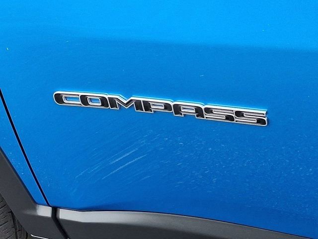 Certified 2022 Jeep Compass Latitude w/ Convenience Group image 34