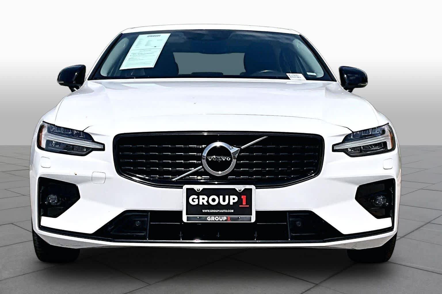 Used 2022 Volvo S60 B5 Inscription AWD/4WD image 4