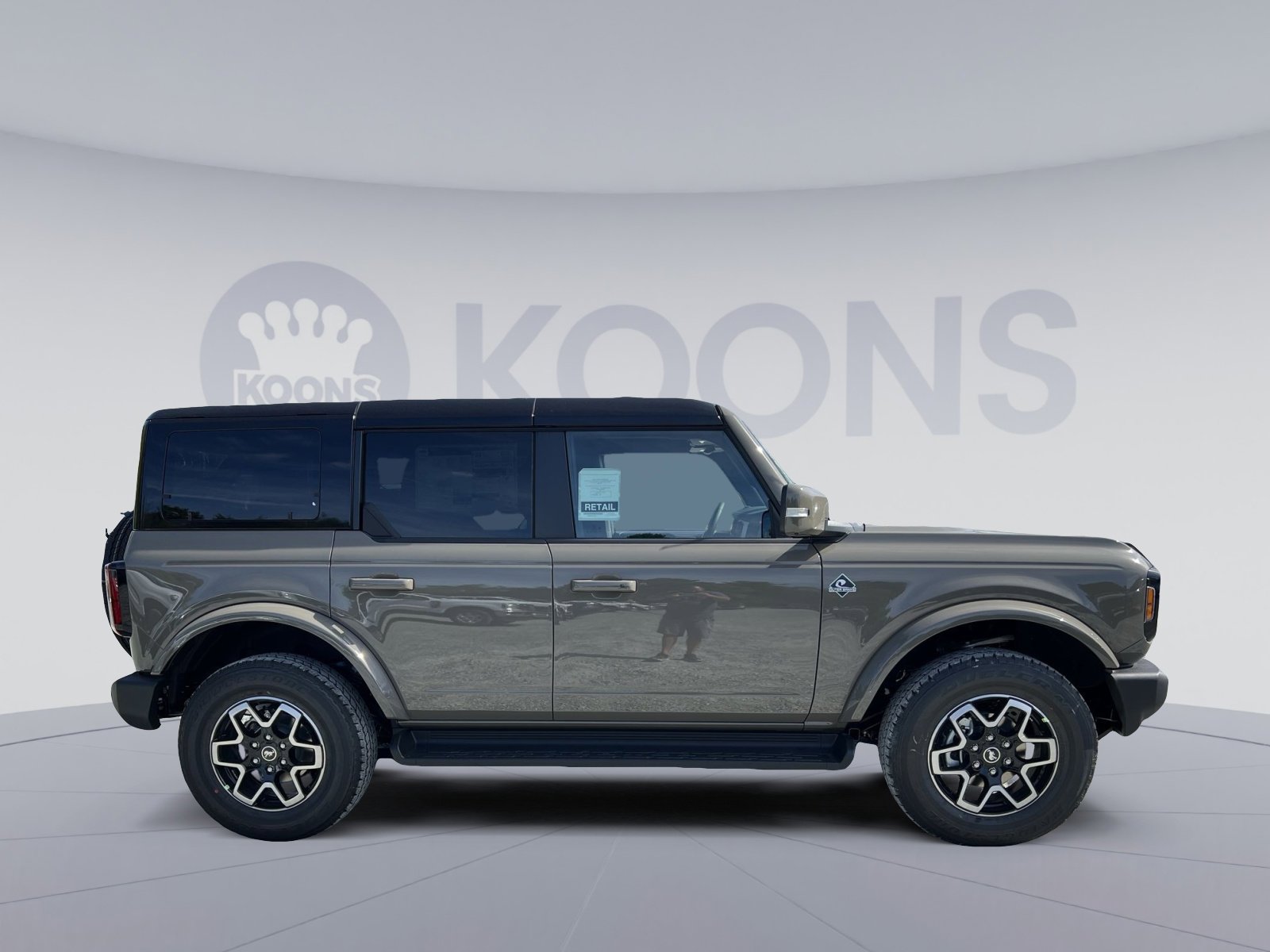 New 2025 Ford Bronco Outer Banks image 8