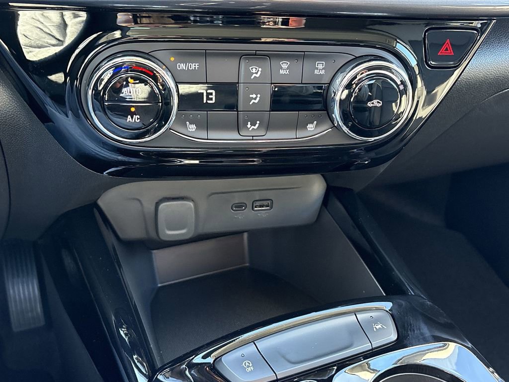 New 2026 Chevrolet Trax ACTIV w/ Driver Confidence Package FWD image 18
