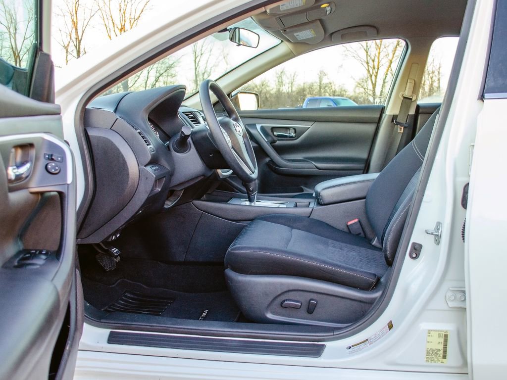 Used 2017 Nissan Altima 2.5 S w/ Power Driver Seat Package image 28