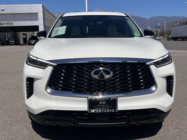 Certified 2025 INFINITI QX60 Pure image 3