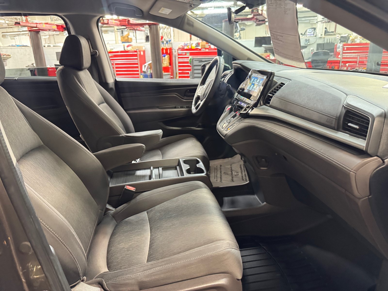 Used 2019 Honda Odyssey EX image 19