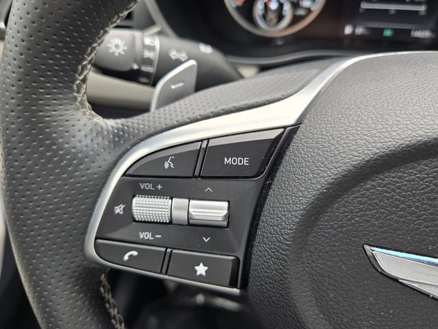 Used 2023 Genesis G70 2.0T w/ Sport Prestige Package RWD image 24