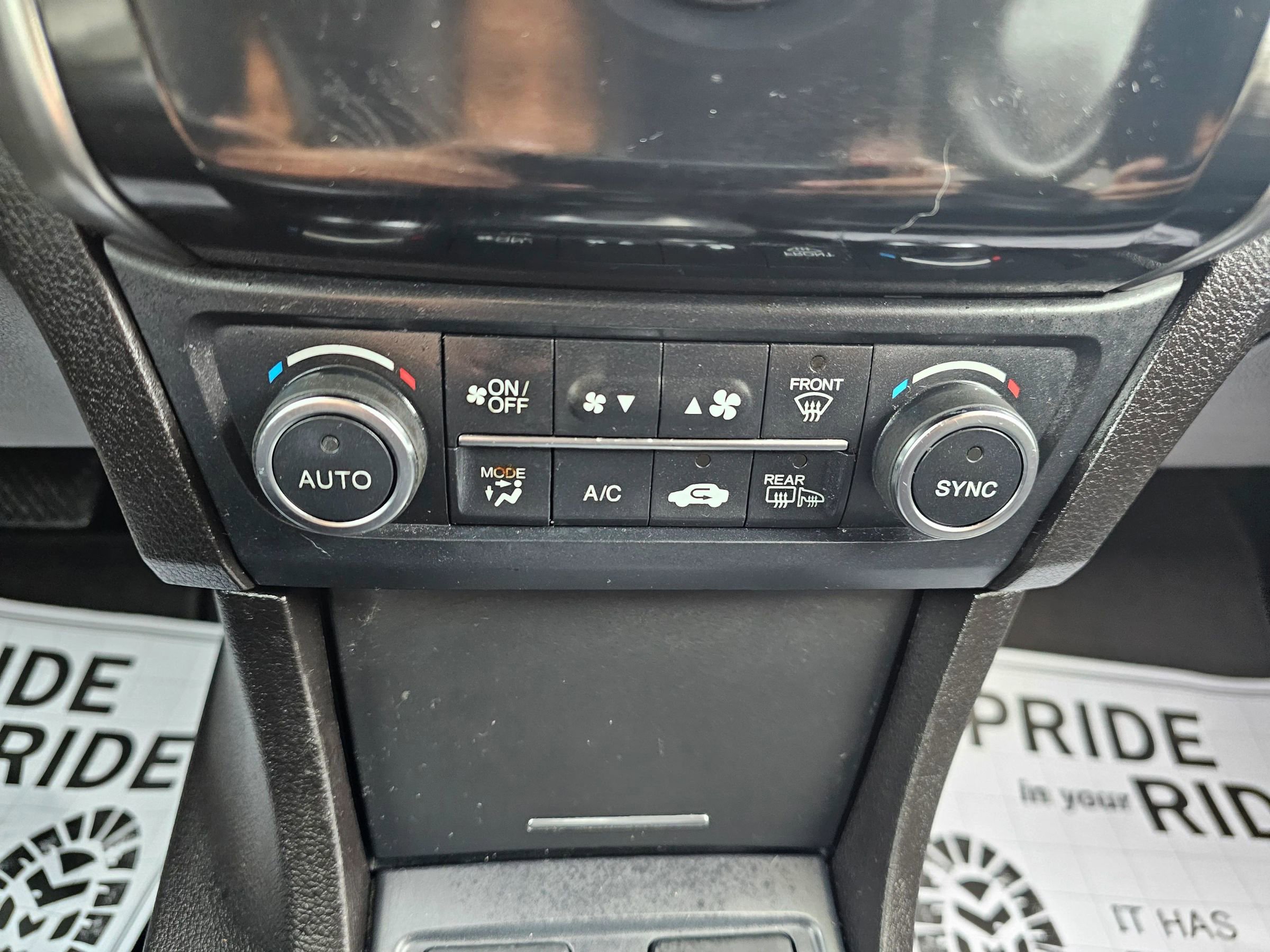 Used 2020 Acura ILX image 23