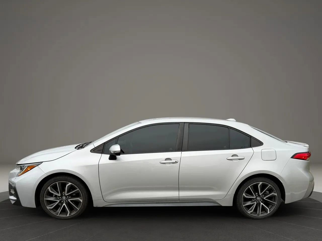 Used 2020 Toyota Corolla SE image 5