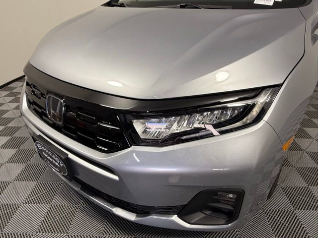 New 2026 Honda Odyssey Touring image 10