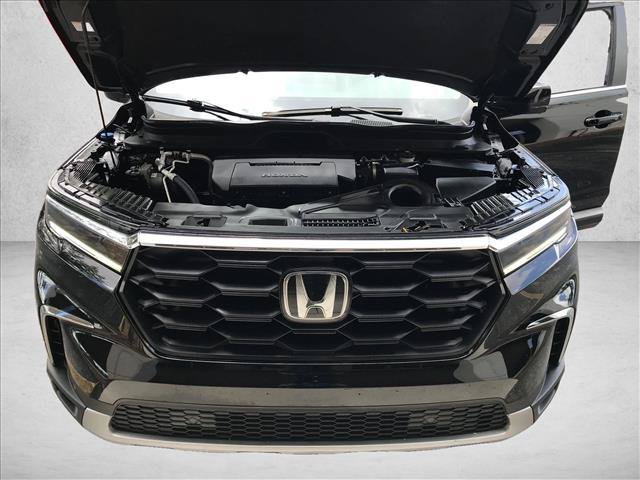 Certified 2023 Honda Pilot EX-L image 18