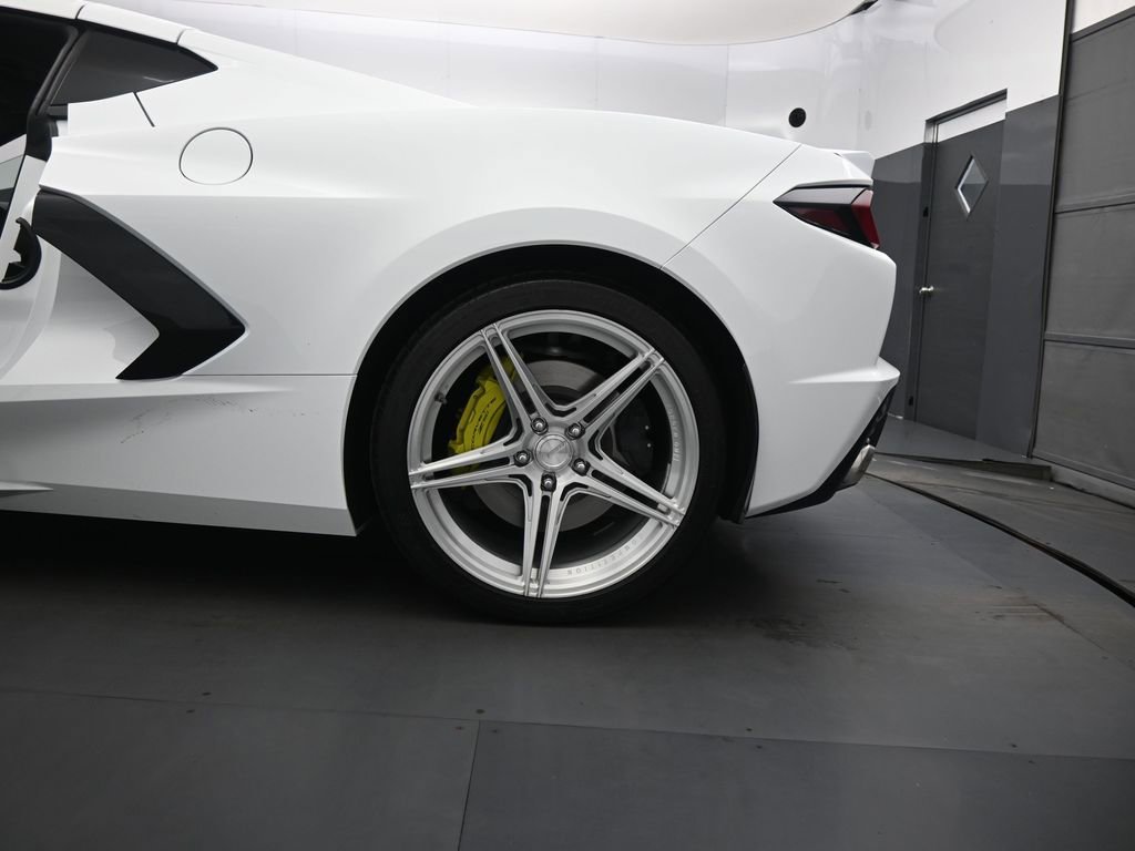 Used 2023 Chevrolet Corvette Stingray Preferred Cpe w/ Z51 Performance Package RWD image 14
