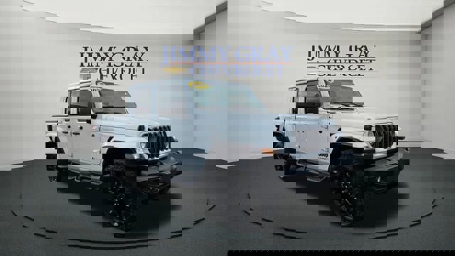 Used 2025 Jeep Gladiator Sport image 7