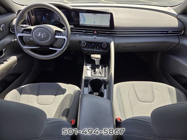 Used 2023 Hyundai Elantra SEL w/ Convenience Package FWD image 13
