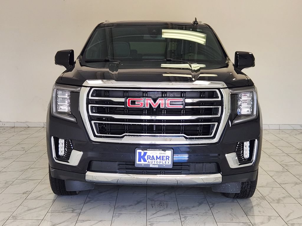 Used 2022 GMC Yukon SLT w/ SLT Luxury Package AWD/4WD image 2