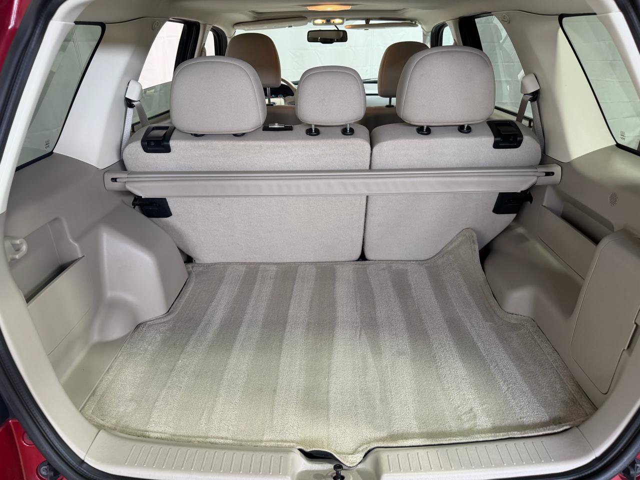 Used 2010 Ford Escape XLT AWD/4WD image 19