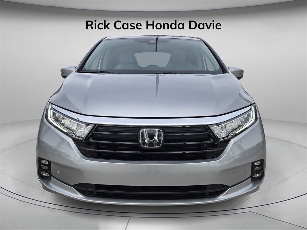 Certified 2023 Honda Odyssey Touring image 5
