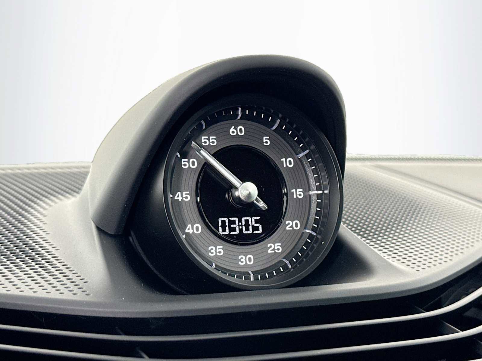 New 2025 Porsche Taycan image 17