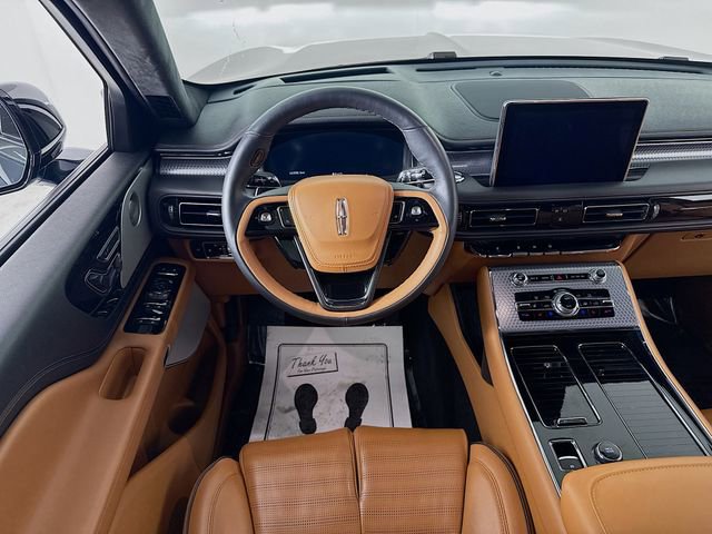 Used 2023 Lincoln Aviator Black Label w/ Dynamic Handling Package image 24