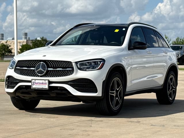 Used 2022 Mercedes-Benz GLC 300 image 3